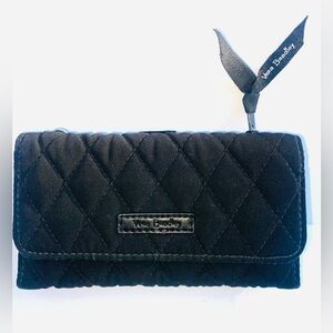 Vera Bradley Microfiber Quilted trifold Wallet in Classic Black, lots of storage